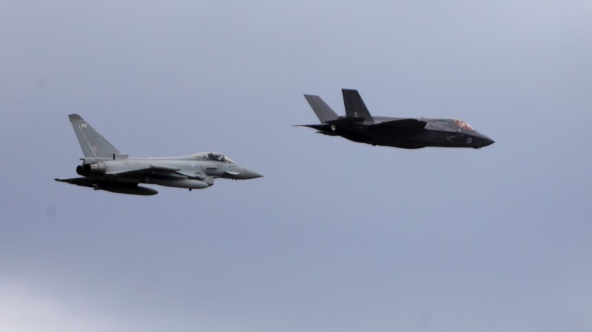 Румъния купува 32 изтребителя F-16 на старо от Норвегия