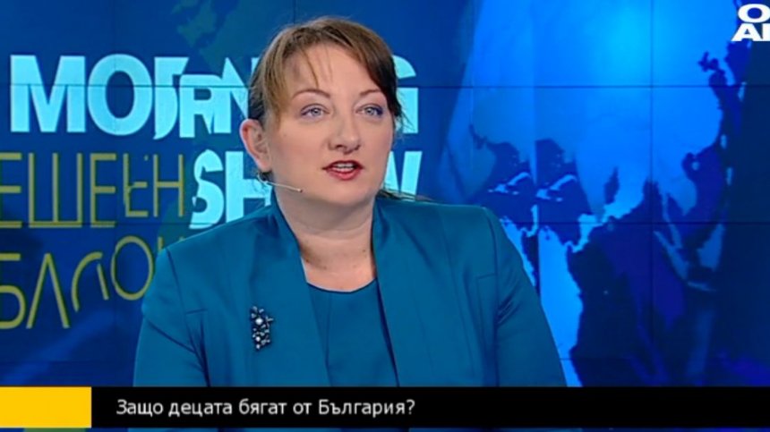 Деница Сачева:  Младите хора са много мобилни и търсят места с икономически ръст
