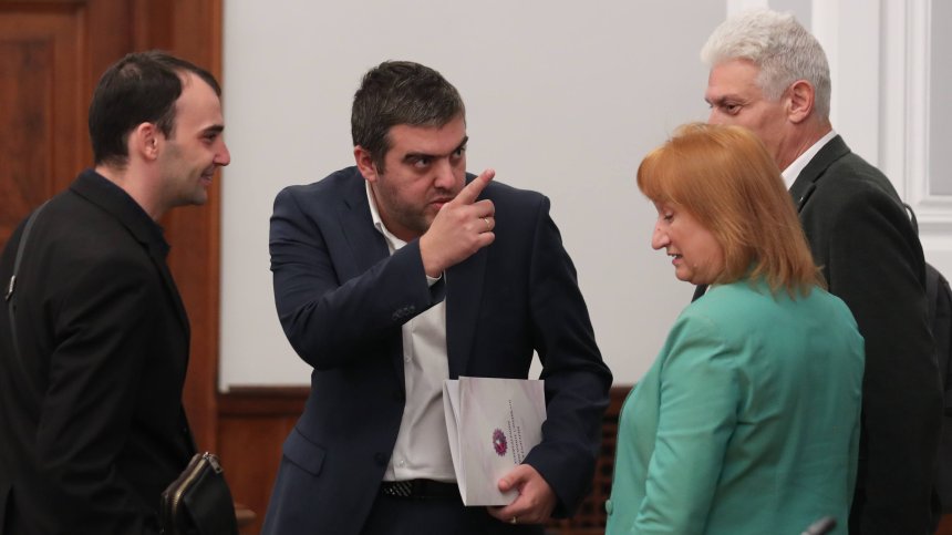 Ще въведат ли нов механизъм за определяне на минималната заплата?
