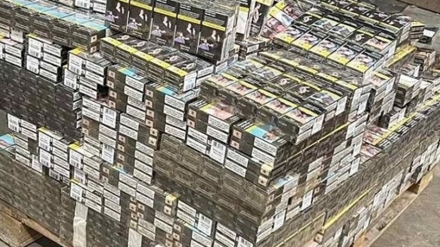 Митничари на "Лесово" с пореден удар, спряха 4000 кутии с контрабандни цигари