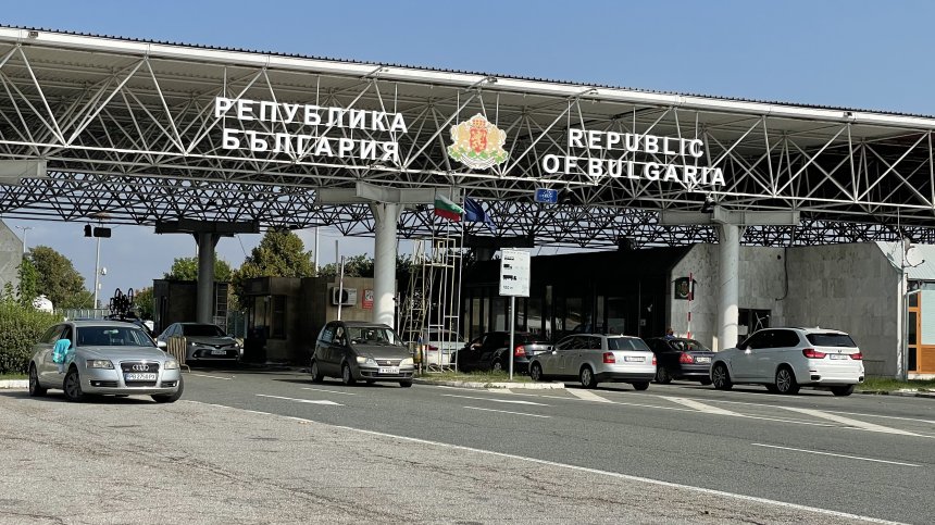 ЕЦТП раздава брошури на турски гастарбайтери с правилата по пътищата на страната
