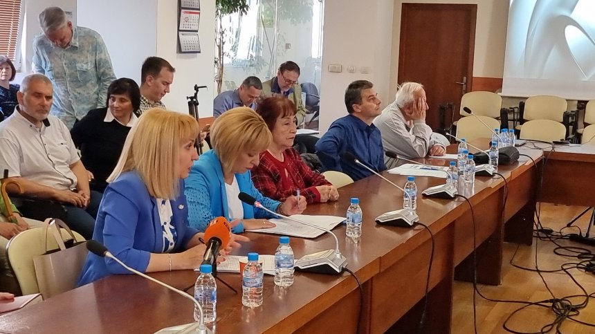 Омбудсманът: Хората не могат да понесат ново поскъпване на парното и тока