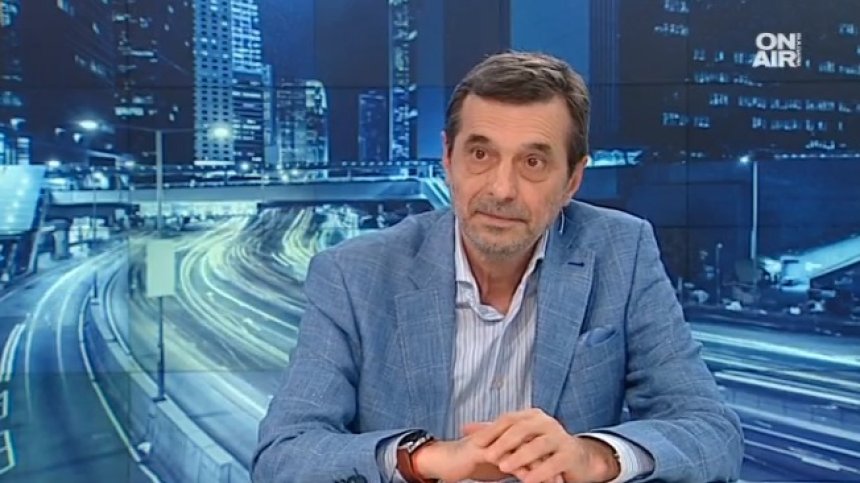Манолов: Рокадите биха имали смисъл, ако можеха да влеят нова енергия