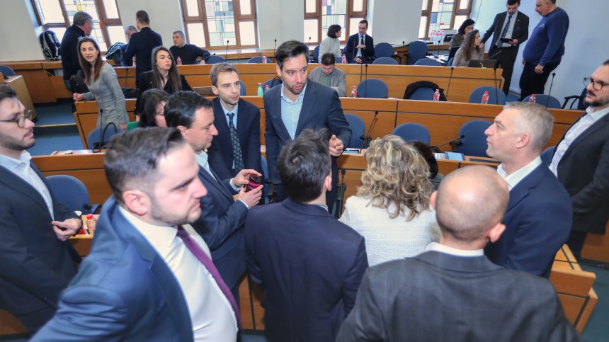 ПП в СОС: ГЕРБ допусна да се завърши строежът на ловния хотел на Румен Гайтански