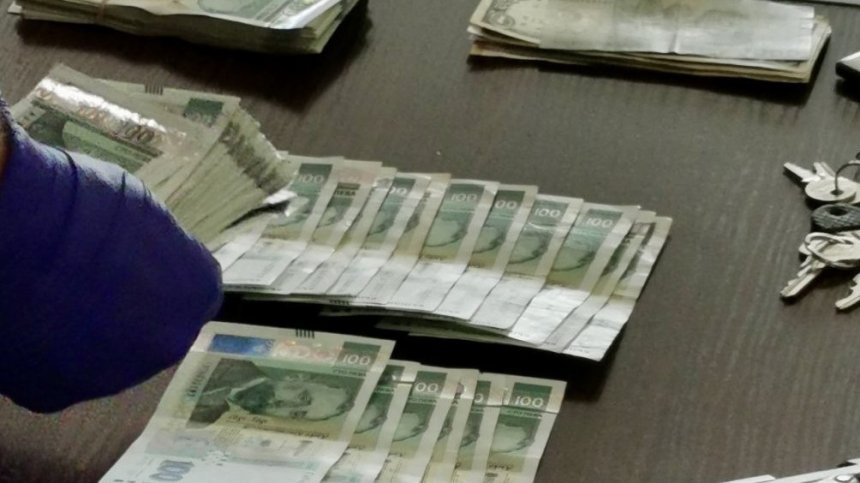 Арестуваха четирима лихвари за изнудвания, заплахи и насилие