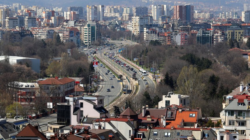 Ръст на имотните сделки, но и повишаване на цените на жилищата в България