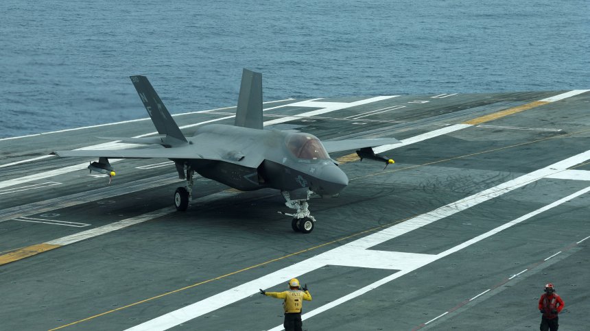 Великобритания изплаши Русия и Китай с изтребители F-35 и ядрени бойни глави