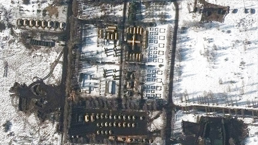 Китай: САЩ са в основата на напрежението и наливат масло в огъня