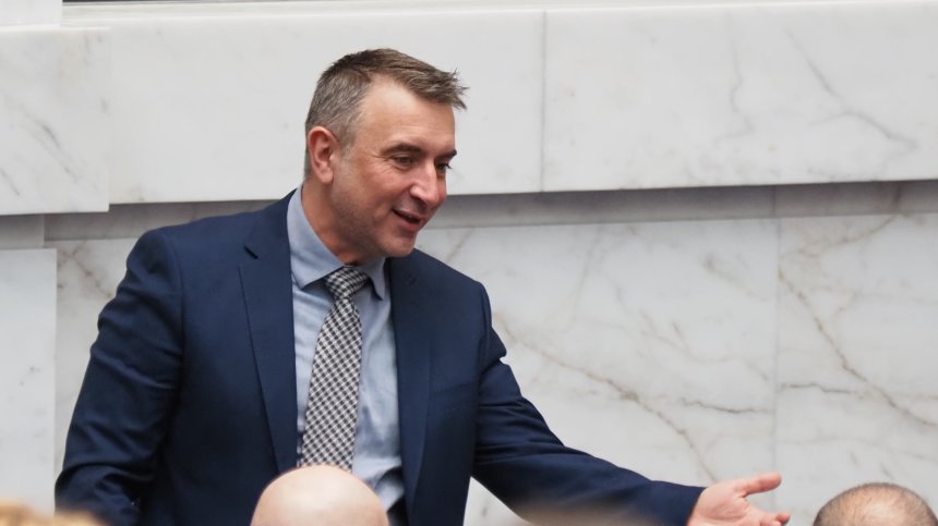 Вълчев: Бесен съм, ИТН беше партията, която се пребори за машините
