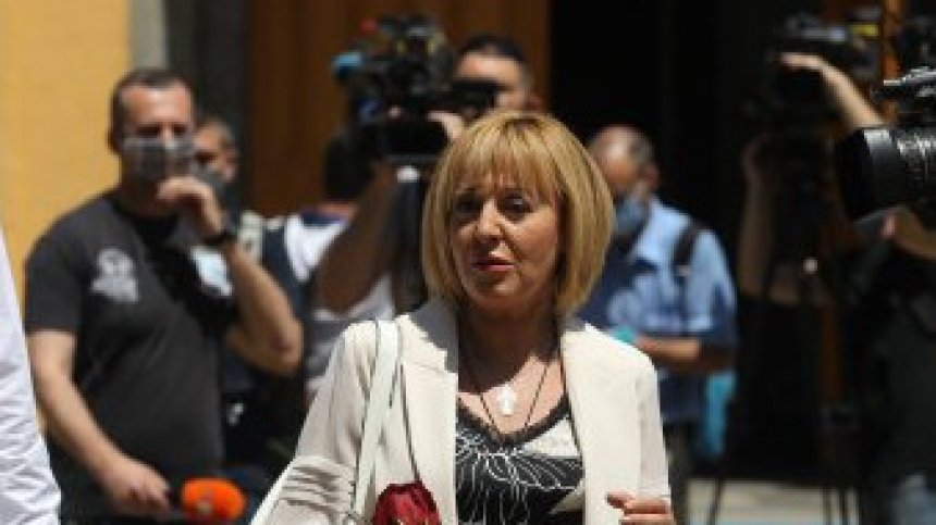 Единодушно избраха Мая Манолова за председател на Комисията по ревизията