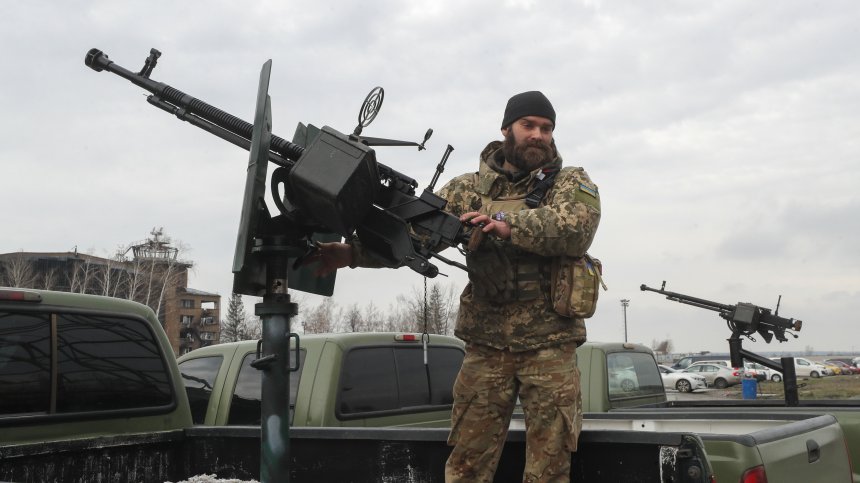 Армия от украински дронове-камикадзе полита към Бахмут като "подарък" за руснаците