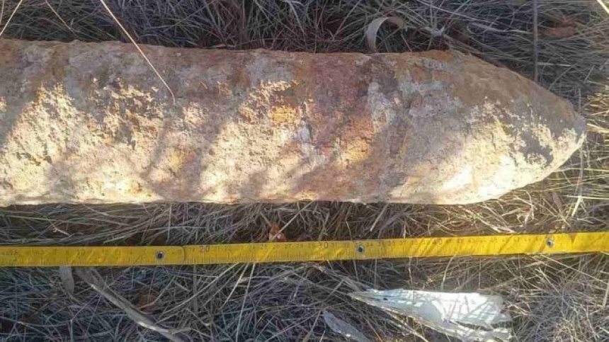 Унищожиха невзривен боеприпас в Силистренско, намерен е на военни гробища