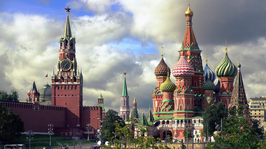 Русия осуети нощна украинска атака срещу Крим с 42 дрона