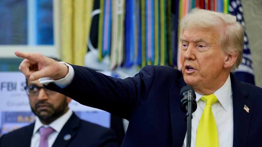 Тръмп разреши ЦРУ да действа във Венецуела и обмисля удари по суша