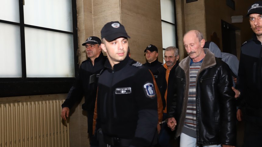 Оставиха в ареста каналджиите, задържани след ужаса край Локорско с 18 загинали мигранти