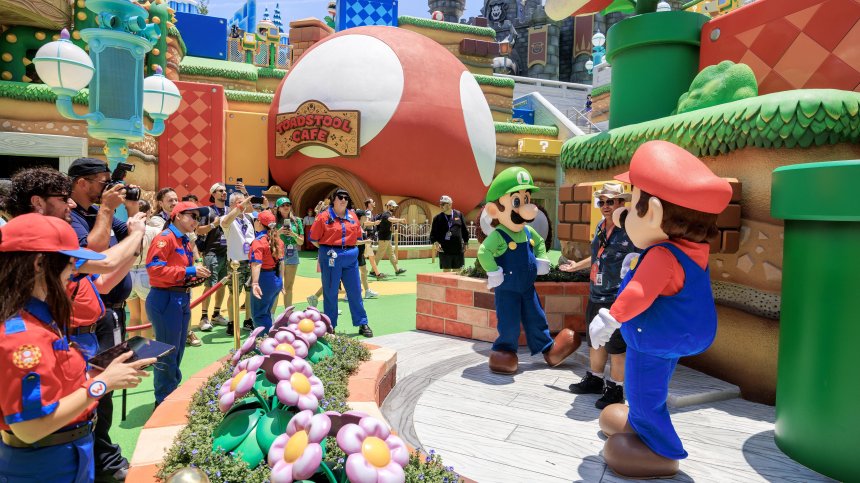 Super Mario става на 40: Легендата, която промени игрите завинаги