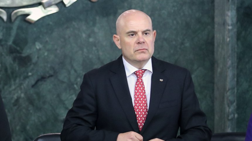 ВСС не гласува дали да отстрани предсрочно Иван Гешев