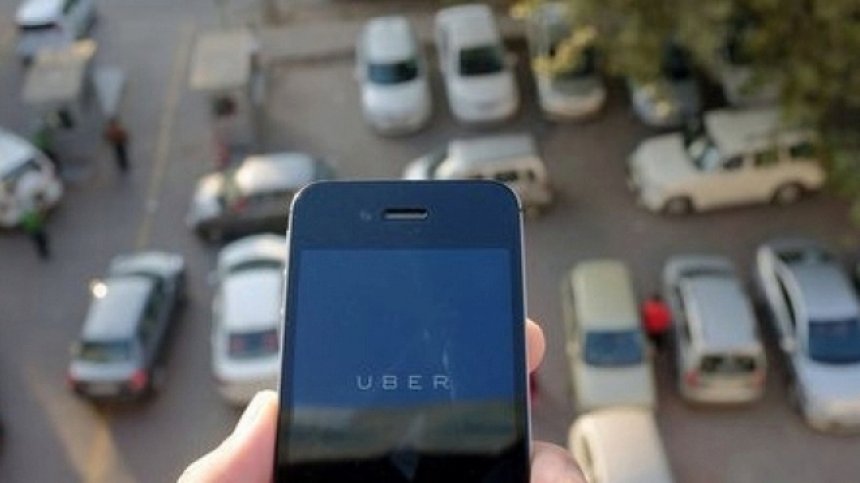 Uber връща родни експерти в България