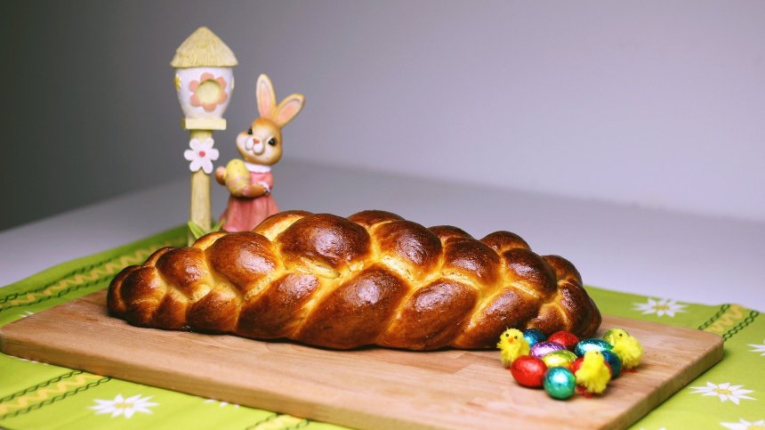 Без много месене: Лесна рецепта за вкусен домашен козунак