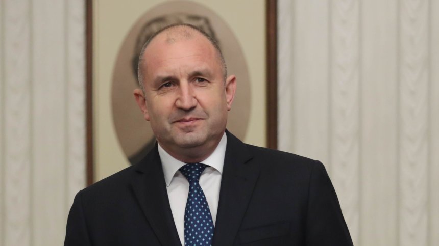 Радев сезира КС за новите такси върху вноса и транзита на руски природен газ