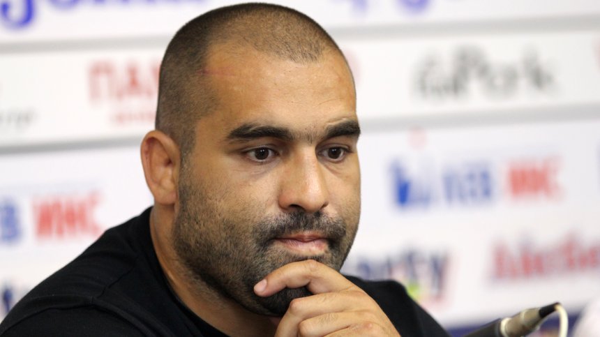 Багата по-лек от бразилския нокаутьор