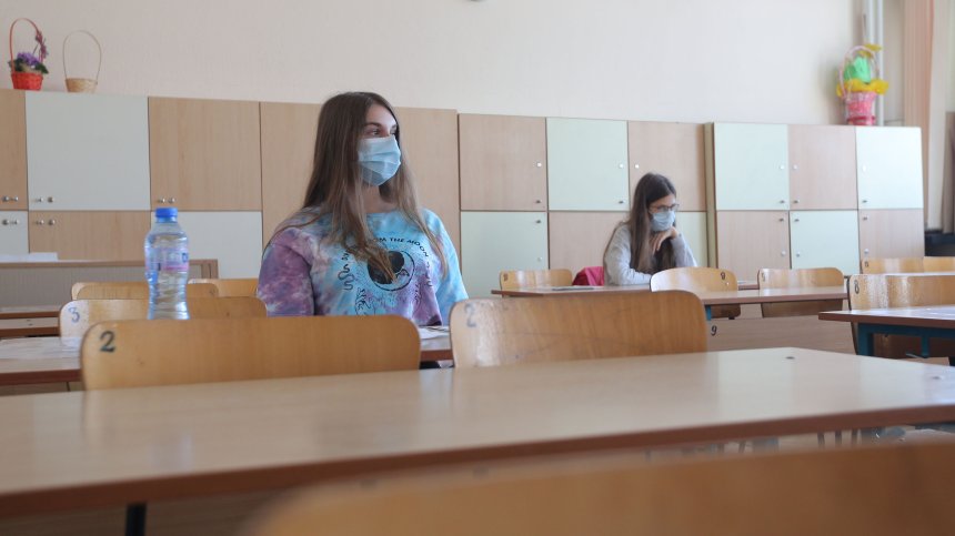 Решено: Учениците в област Варна преминават към онлайн обучение