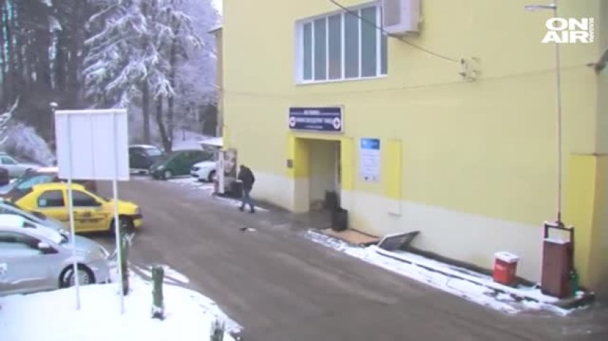 Масово напускане на медици в болницата в Гоце Делчев, започва проверка