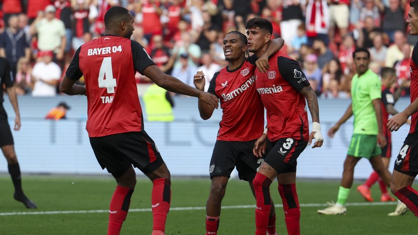 "Байер" излъга "Волфсбург" в края след голова фиеста