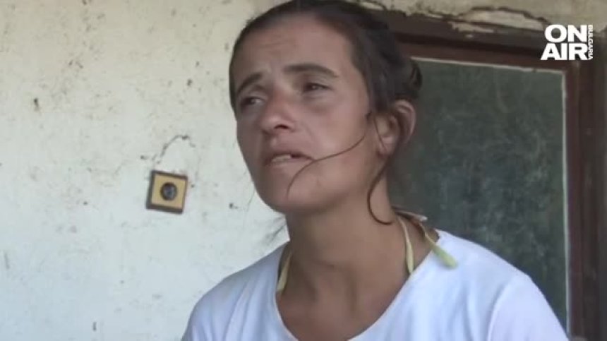 Социалните отнеха трите деца на майка в Петричко, жената се нуждае от помощ