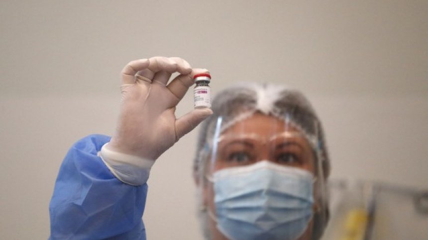 СЗО също ще разследва AstraZeneca, но препоръчва имунизацията да продължи