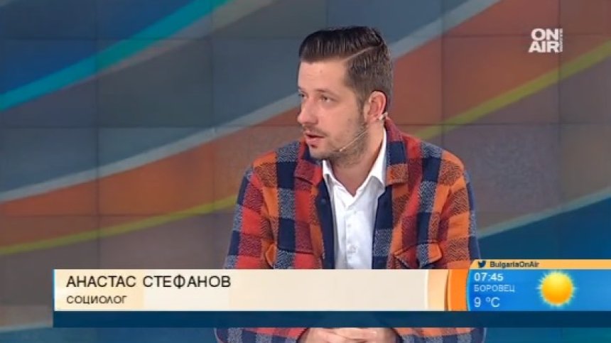 Политолог: Служебният кабинет тръгна с амбициозен план, но започва да излъчва хаос
