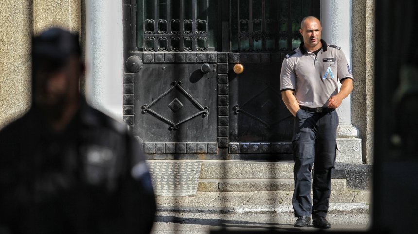 В стачна готовност: Служителите в затворите искат среща с министъра на правосъдието