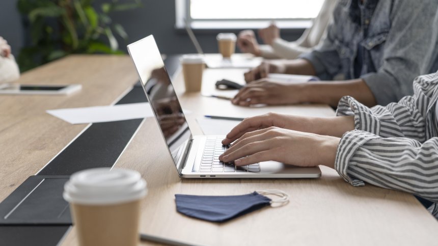 Евростат: България е сред страните с най-нисък процент по дълги часове работа в ЕС