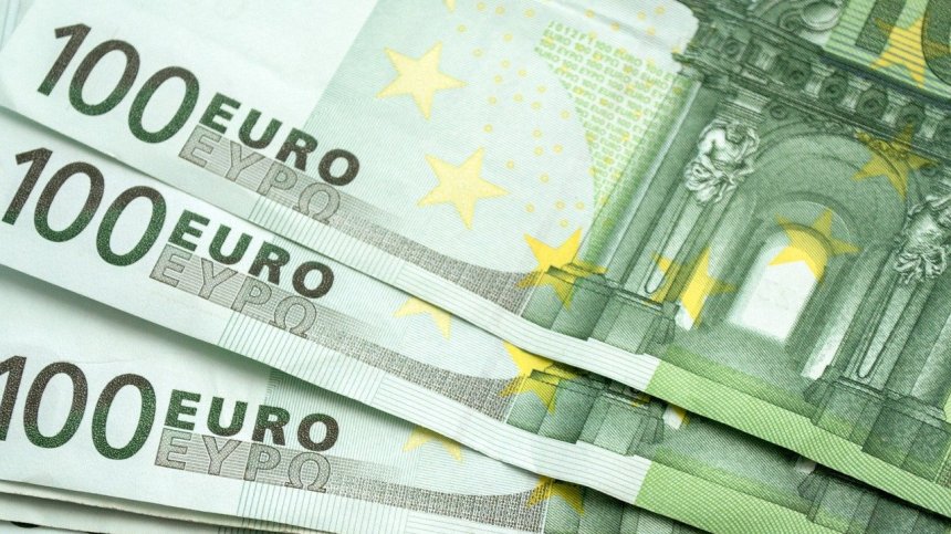 "Галъп": 78% от българите не одобряват военната помощ за Украйна, 21% искат еврото