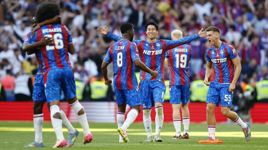 Сензация в Англия: "Кристъл Палас" грабна Купата след триумф над фаворита "Манчестър Сити"