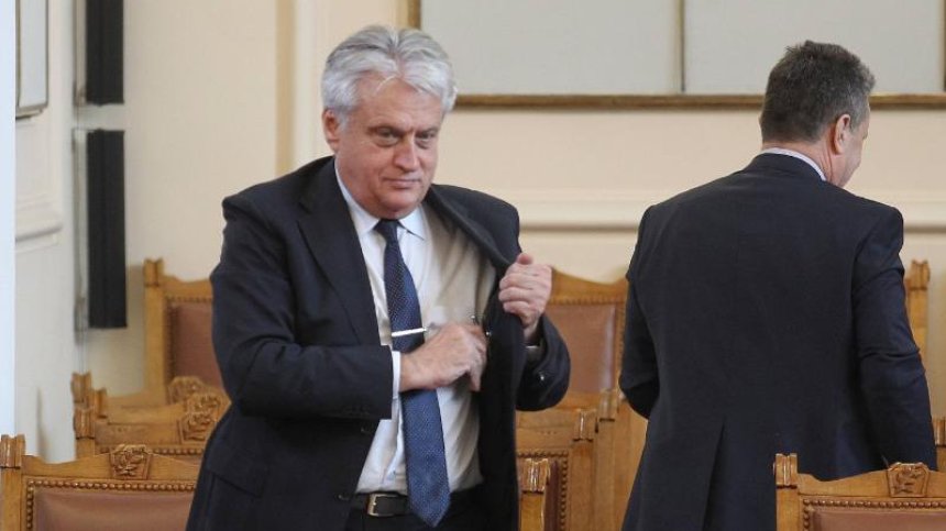 Рашков: Има данни, че ГЕРБ и ДПС подготвят купуване на гласове още отсега