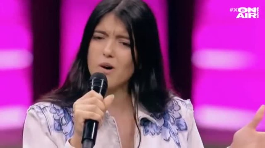 16-годишна българка се превърна в сензация на италианския X-Factor