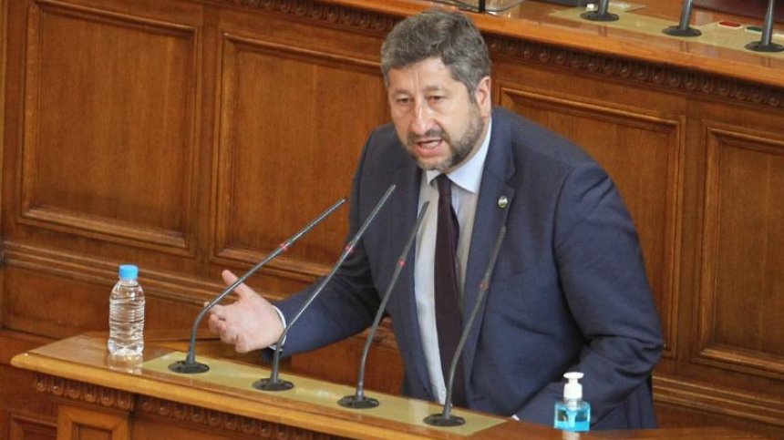 Христо Иванов очерта приоритетите пред 46-ото НС и захапа Гешев