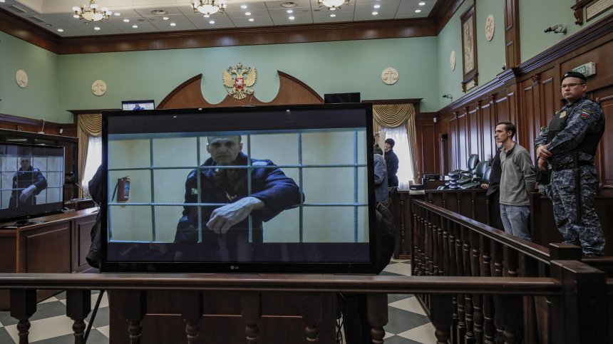 Адвокатът на Навални: Отслабна с 8 кг за дни - неизвестна болест, която никой не лекува
