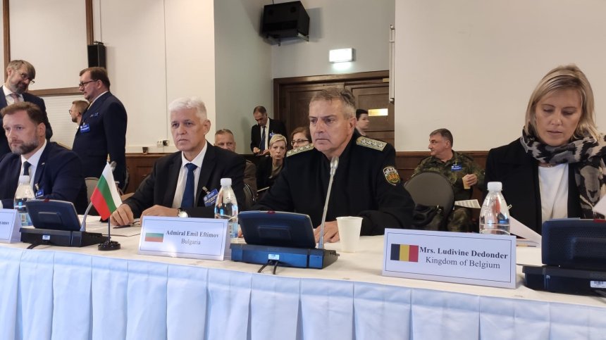 МО: България оказва хуманитарна и военно-техническа помощ на Украйна