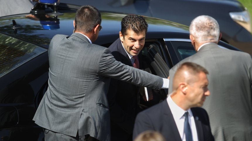 Кирил Петков с големи новини за азерския газ и този от САЩ