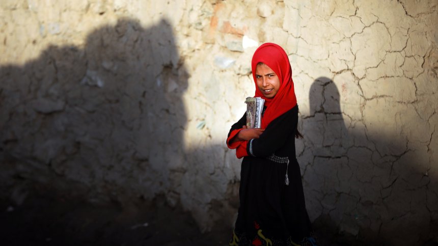 14 млн. души в Афганистан са заплашени от глад заради пандемията