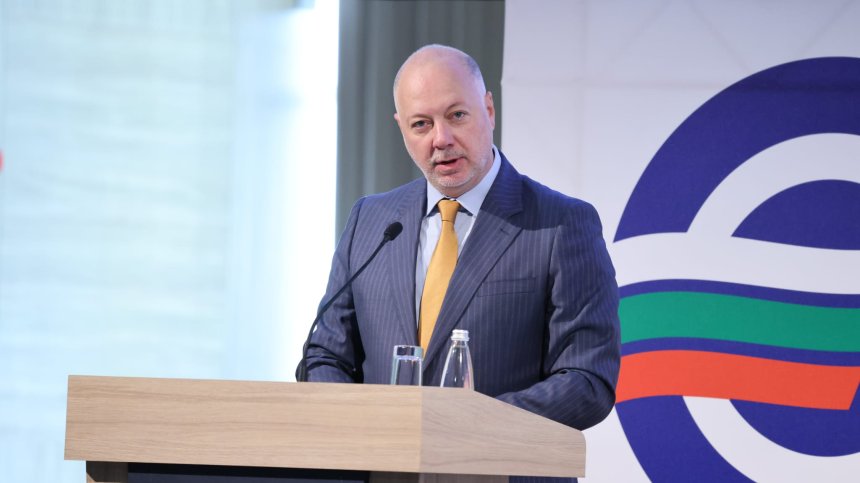 Росен Желязков: Еврото значи по-високи доходи, приемаме валутата на 400 млн. европейци