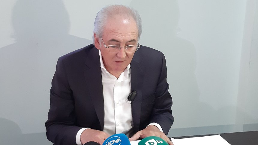 Отложиха делото срещу Местан за катастрофата с починало бебе