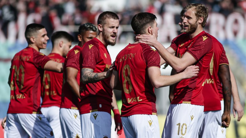 ЦСКА пожали "Берое" и го би само с 3:0, Шопов открадна шоуто