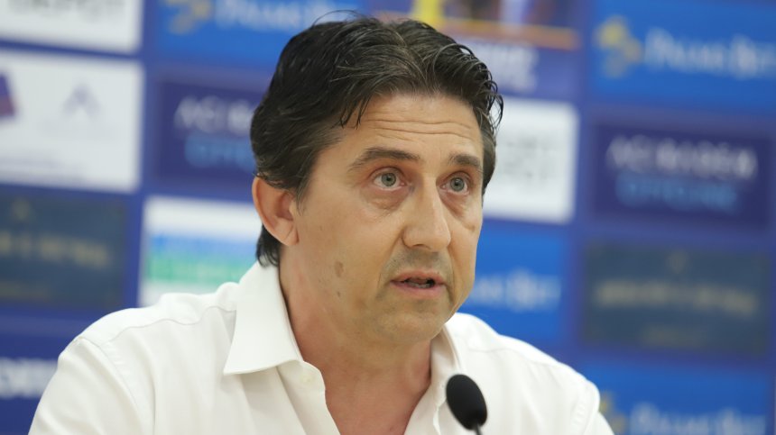 В името на каузата - легенди на "Левски" и ЦСКА излязоха заедно на терена