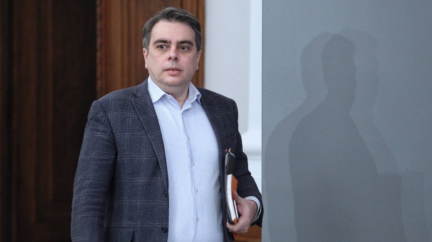 Василев: Притеснително е, че служебният кабинет няма да внесе бюджет