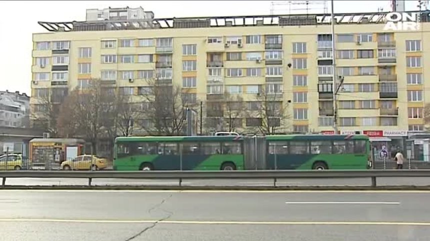Денонощен контрол: Караш в бус лента в София - 50 лева глоба (обновена)