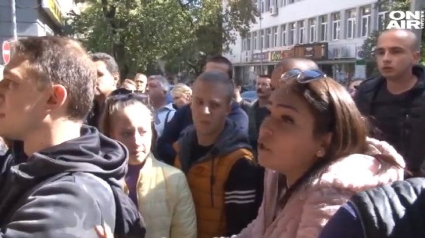 Ученик е помел трите жени в Стара Загора, има няколко глоби зад гърба си