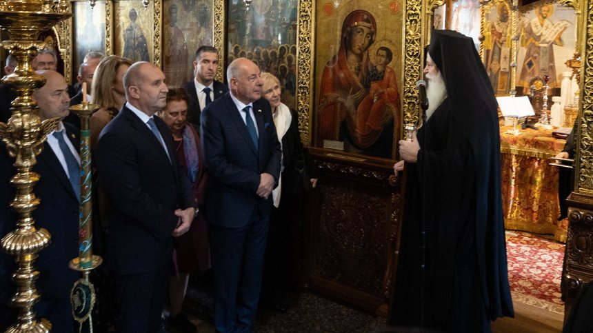 Радев: България и Унгария имат духовна връзка векове назад (+СНИМКИ)